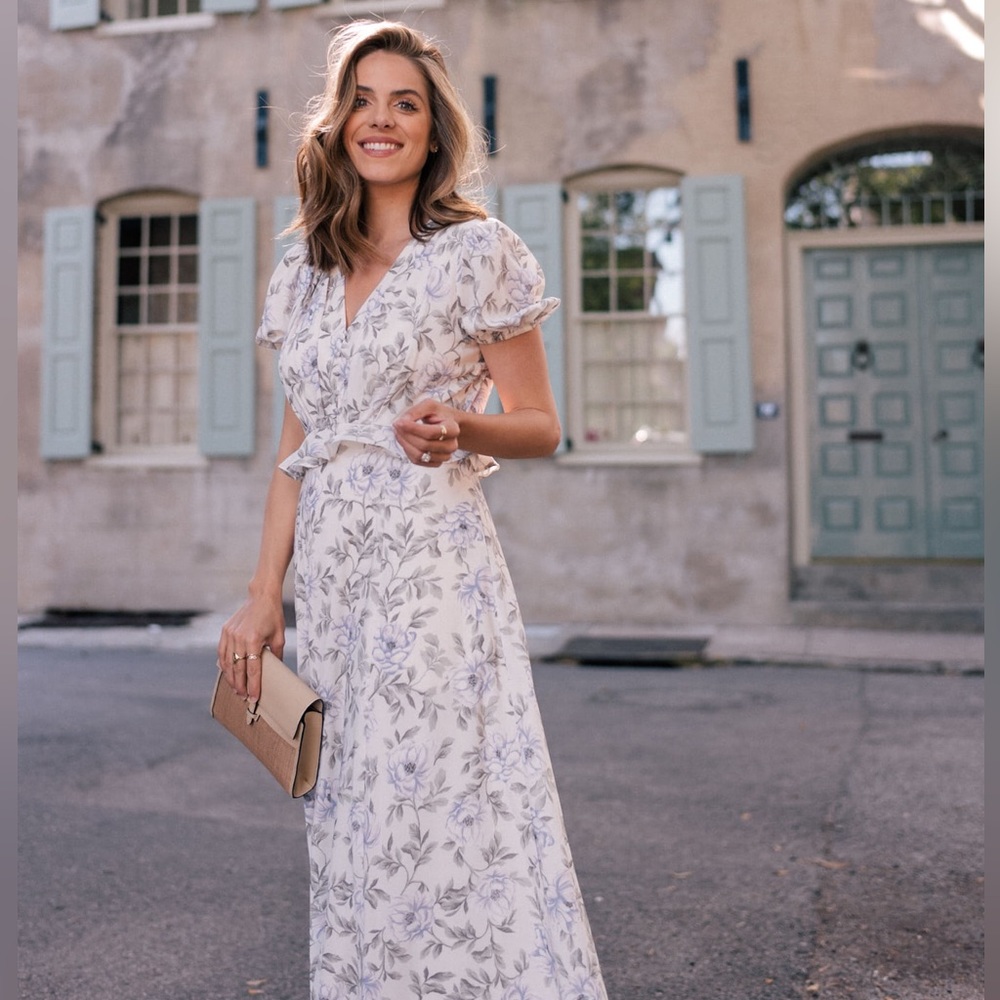 Gal Meets Glam Cassidy Floral Dress